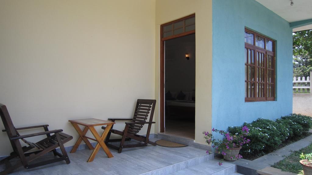 Hotel Gayan'S Udawalawe Esterno foto