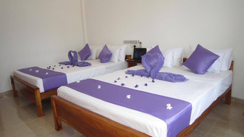 Hotel Gayan'S Udawalawe Esterno foto